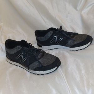 New balance (2pair)bundle size 7.5